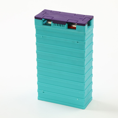 Buon prezzo Batteria LiFePO4 ad alte prestazioni con protezione da sovraccarico e durata di ciclo ≥ 5000 in linea