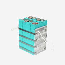 Buon prezzo Batteria al litio di densità di alta energia per la cellula 75Ah dello ione LiFePO4 di Li dell'automobile elettrica in linea