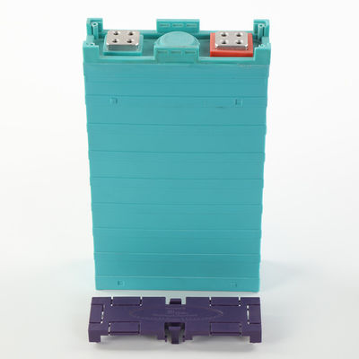 Buon prezzo 3.2V ricaricabile 80Ah LiFePO4 Li Ion Battery For Solar System in linea